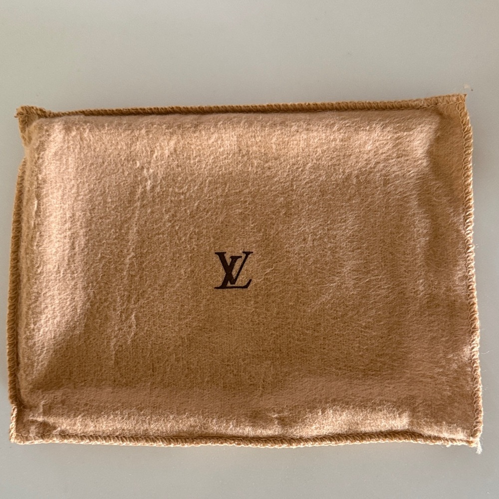 Louis Vuitton Small Dust Bag - Picture 2 of 3